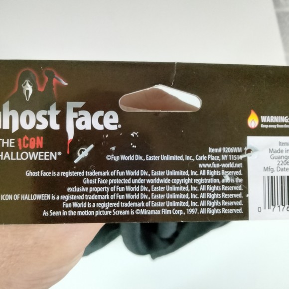 Scream Ghost Face Adult Costume Hooded Halloween Mask Fun World Easter Unlimited - Picture 5 of 9